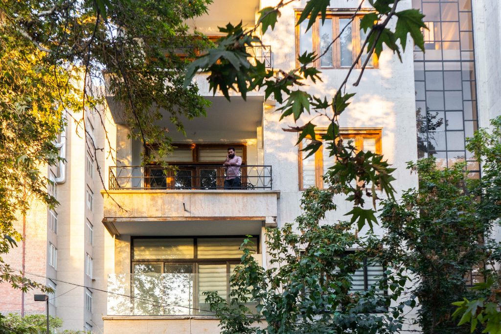 پرسه در حوالی دانشگاه تهران و باغ جلالیه