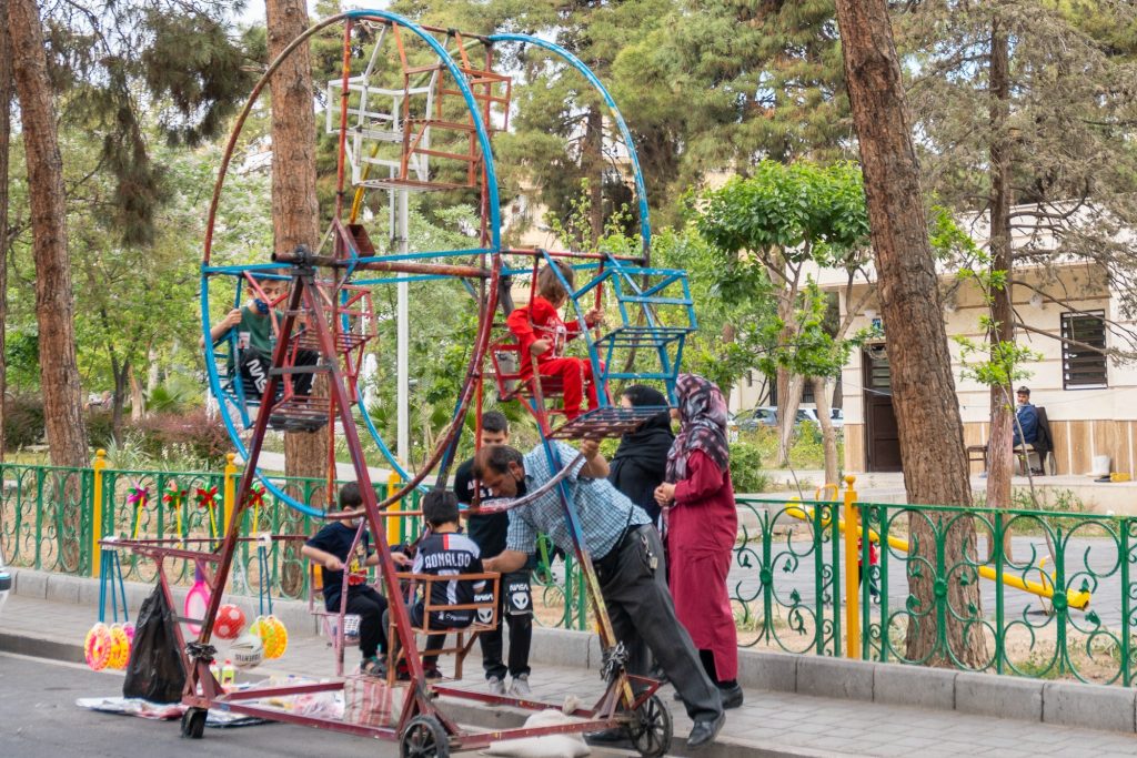 پرسه در حوالی میدان هفت حوض (نبوت) در نارمک