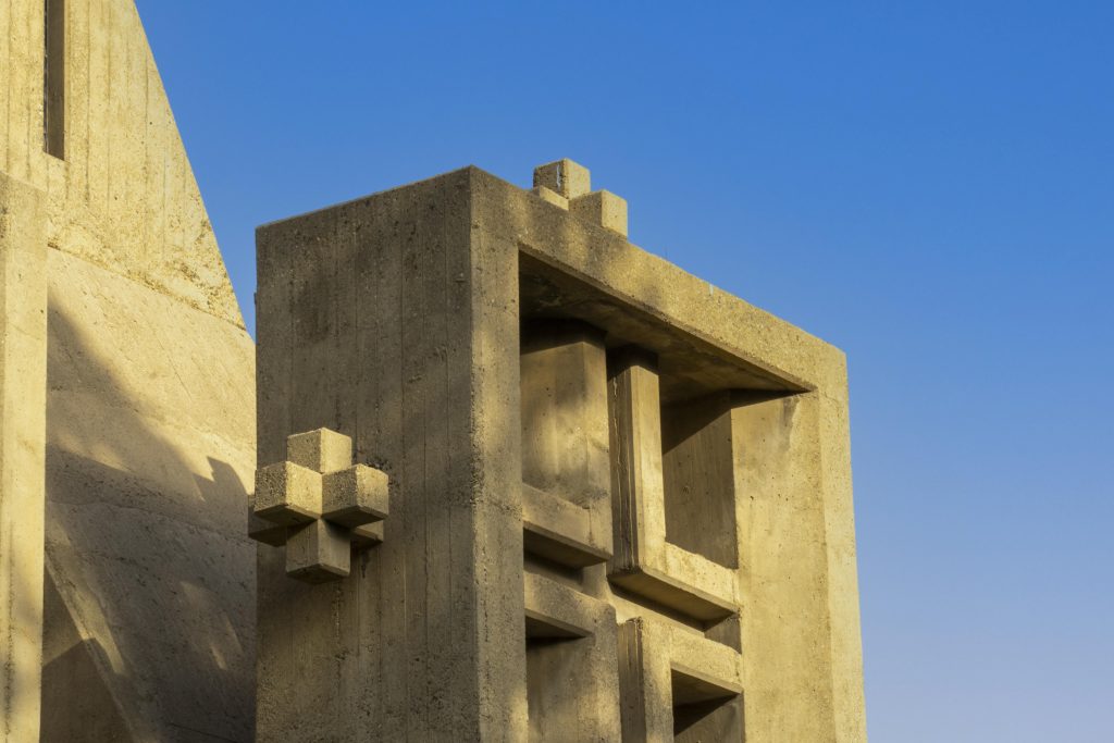جزئیات نیایشگاه صلیب مقدس؛ سازه‌ای بتنی و مدولار
