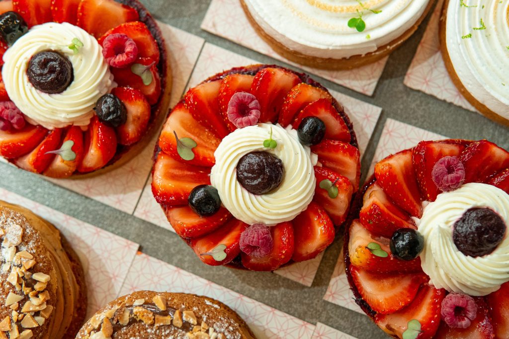 شیرینی‌فروشی وانیلا در اقدسیه